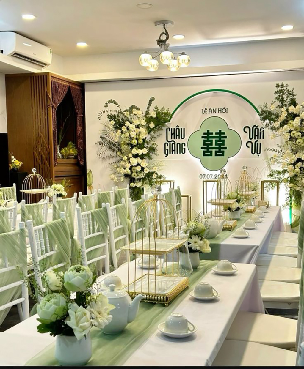 Trang trí gia tiên hoa tươi Phan Thiết - Bình Thuận